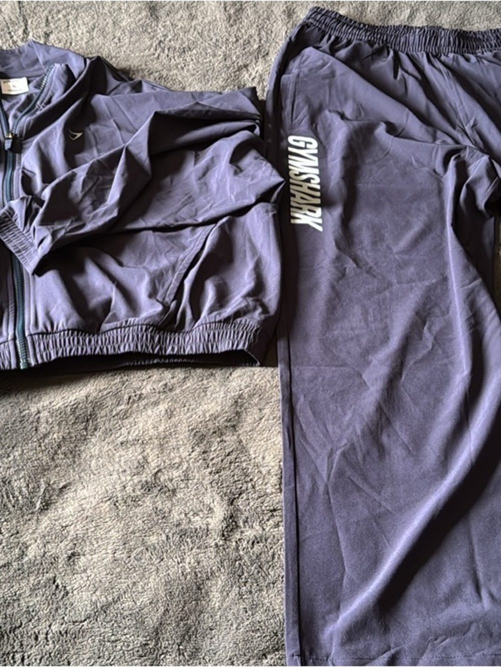 New - Women Gymshark tracksuit set